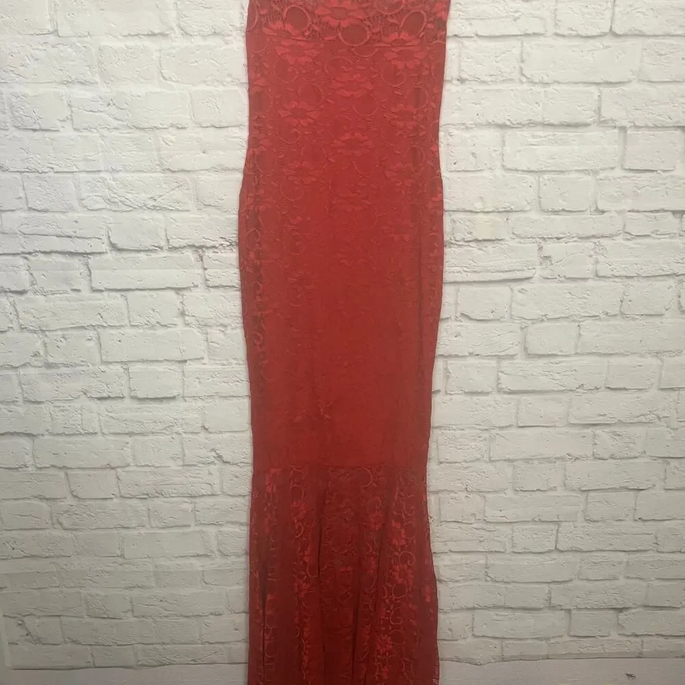 Red Lace Mermaid Style Bodycon Cocktail Evening Dress - Picture 3 of 6